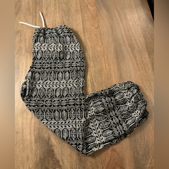 Boho lightweight drawstring pants - Picture 3 of 6